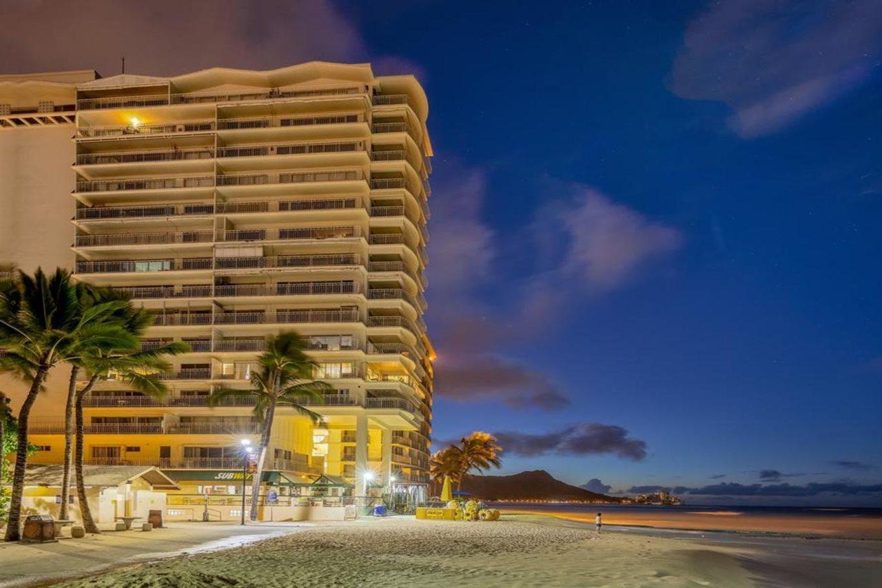 Castle Waikiki Shore Honolulu Dış mekan fotoğraf