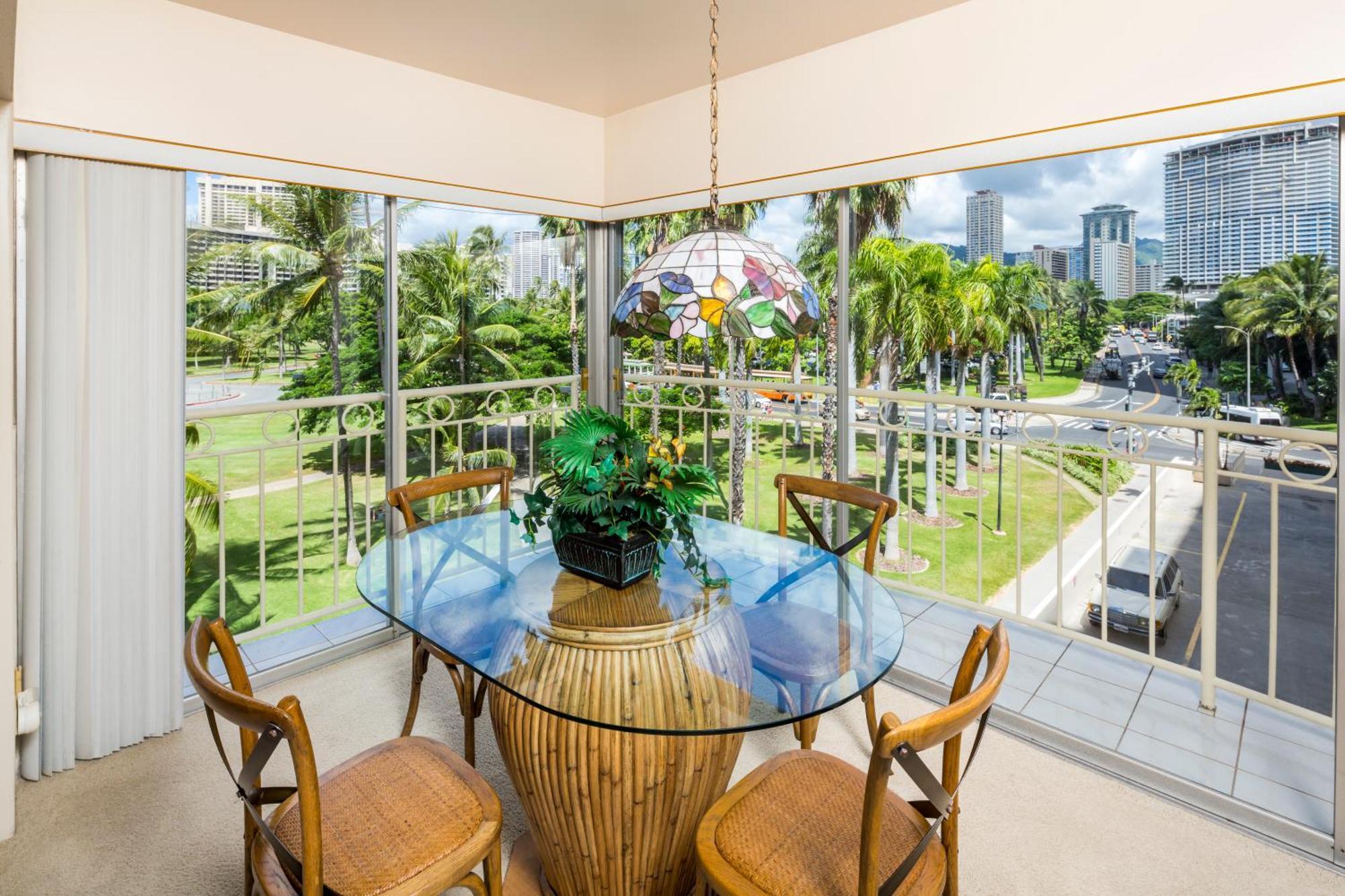 Castle Waikiki Shore Honolulu Dış mekan fotoğraf