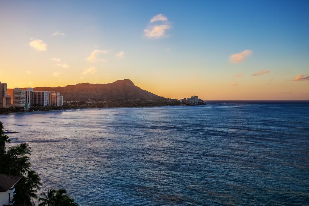 Castle Waikiki Shore Honolulu Dış mekan fotoğraf