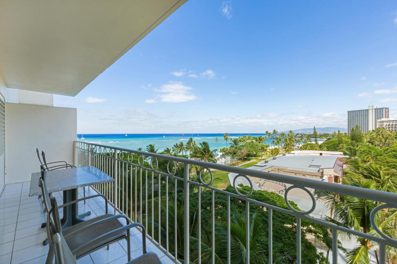 Castle Waikiki Shore Honolulu Dış mekan fotoğraf
